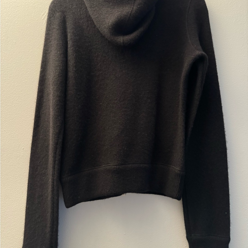 SALE‼️Michael Kors Cashmere sweater size Large - Picture 2 of 7